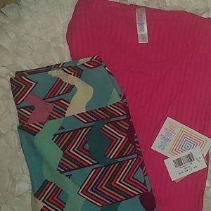 Brand New with Tags Lularoe Pink Perfect Tee